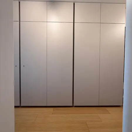Modern - Parking - Ac Apartment *