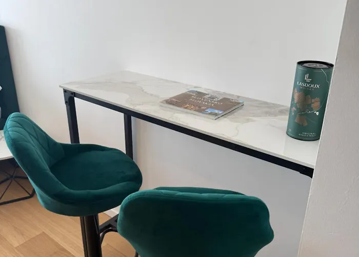 Liv Cashmere Nest W Balcony, Ac & Free Parking Apartamento Bratislava
