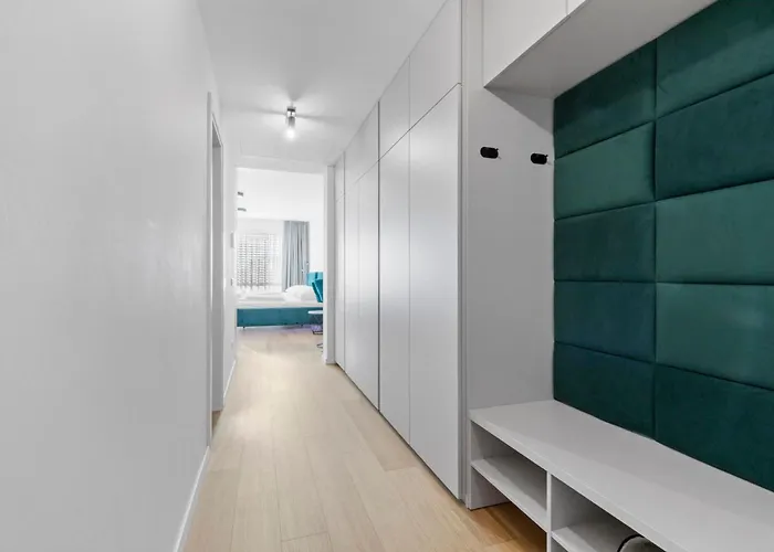 Liv Cashmere Nest W Balcony, Ac & Free Parking * Bratislava